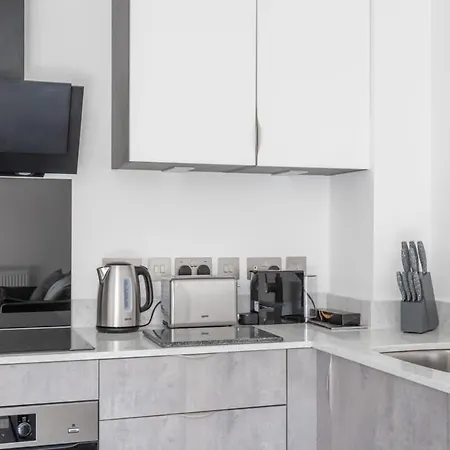 Stayzeni, Ouse Court Smart 2 Bed Flat يورك